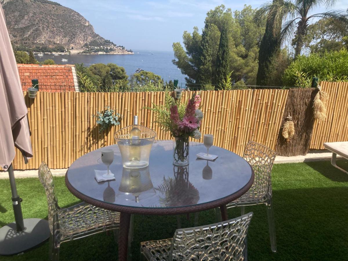 Un Coin De Paradis Avec Vue Et Jardin *